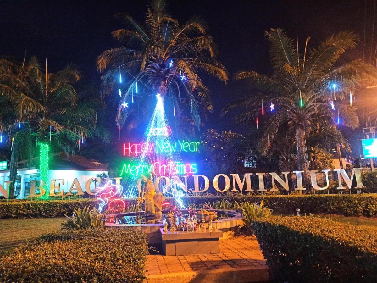Sea View Beachfront Condos Pattaya Jomtien Beach Exterior photo