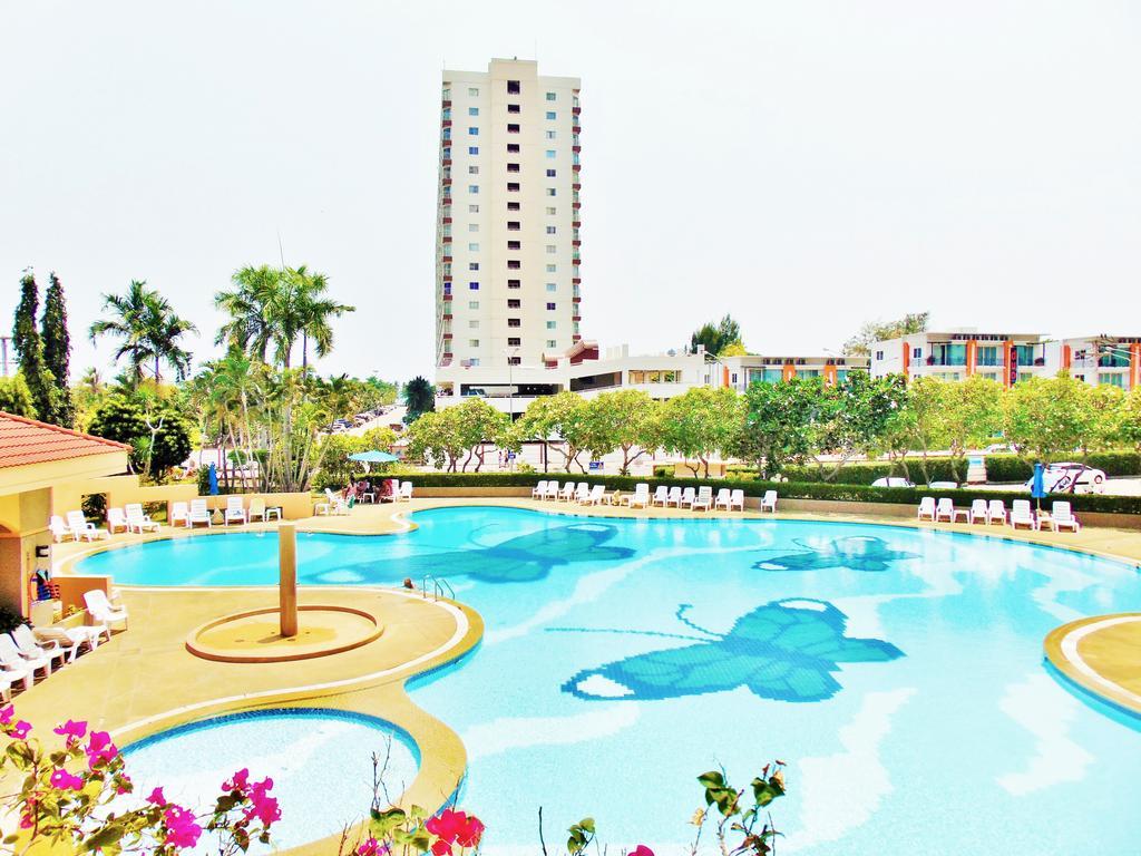 Sea View Beachfront Condos Pattaya Jomtien Beach Exterior photo